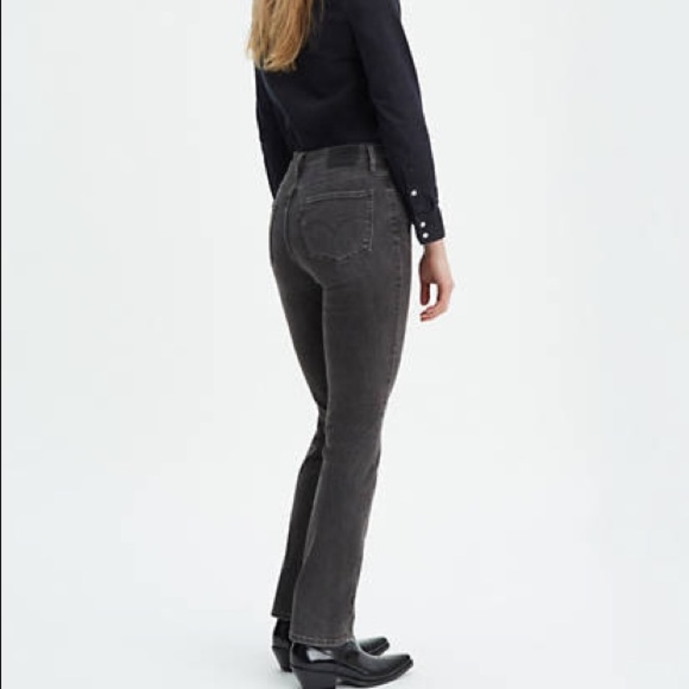 Levis 724 High Rise Straight Cut Off Jeans Premium